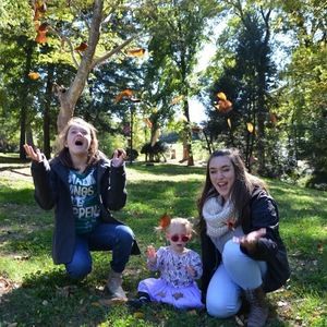 Meet your Posher, Eric and jessica